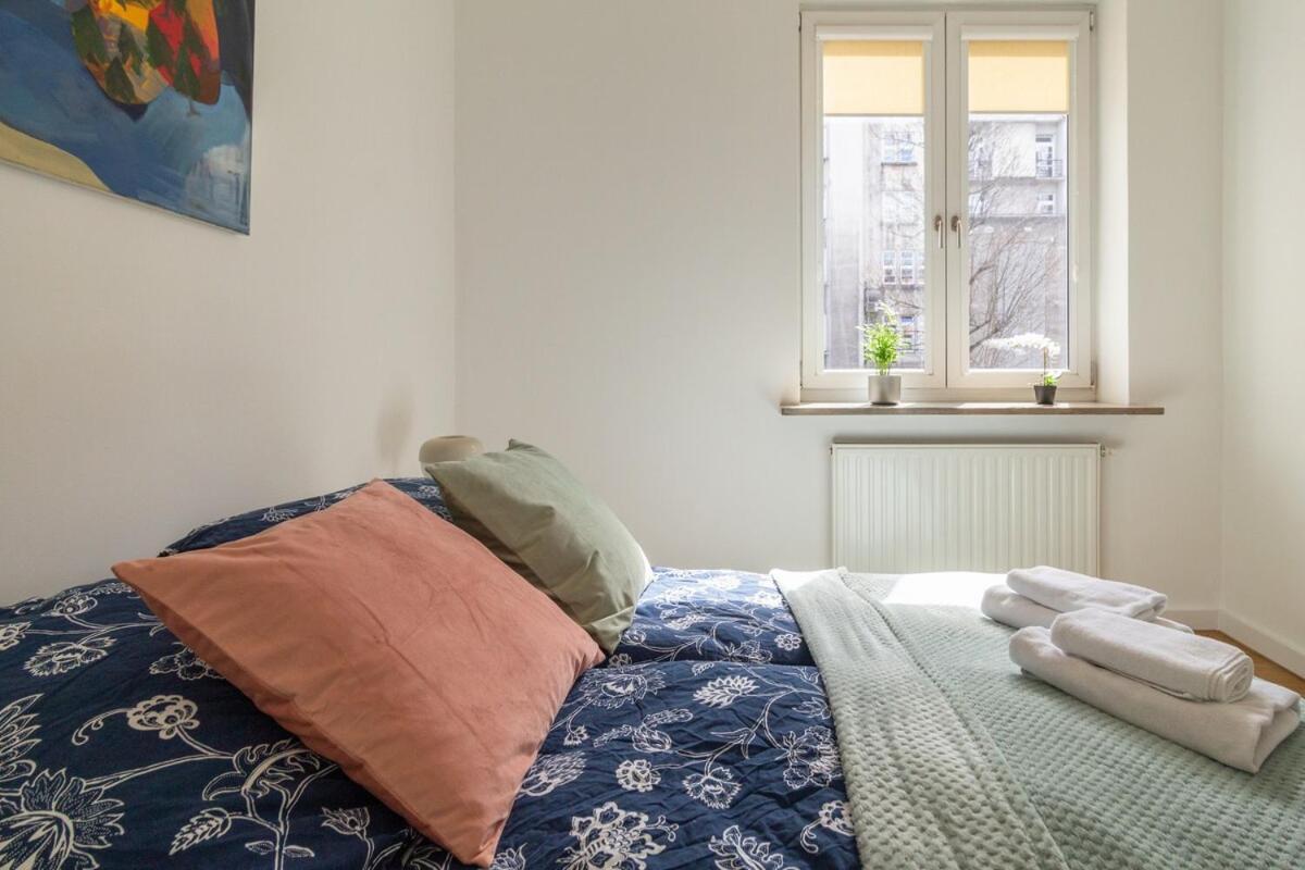 Apartament Bright Rose *