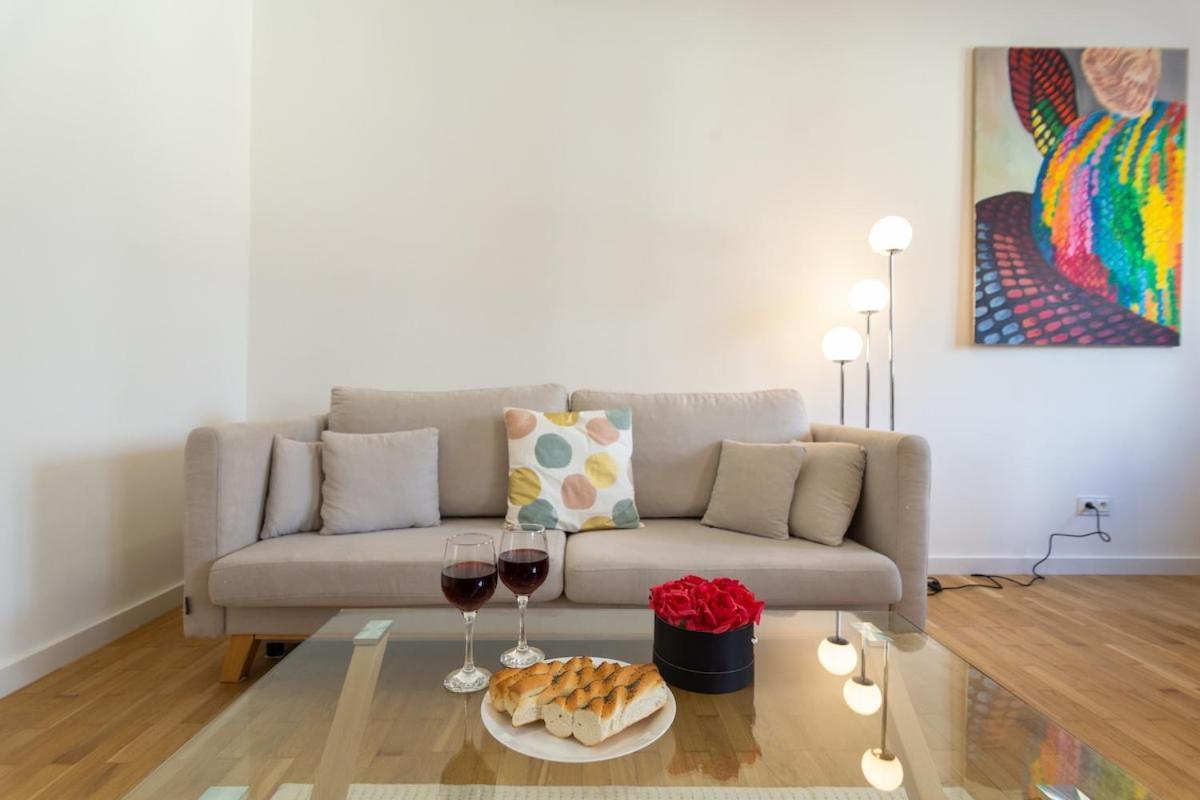 Bright Rose Apartament