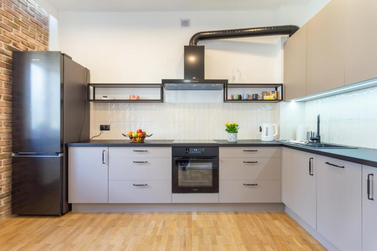 Apartament Bright Rose *