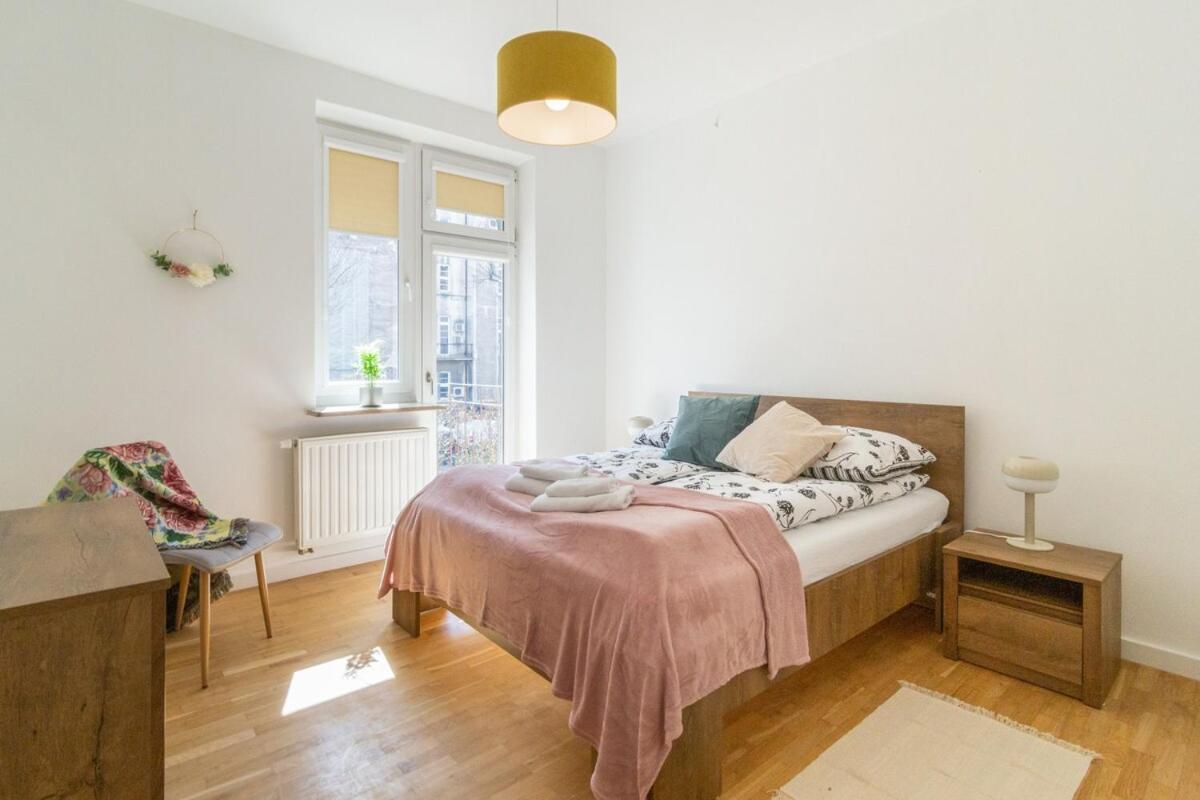 Bright Rose Apartament *